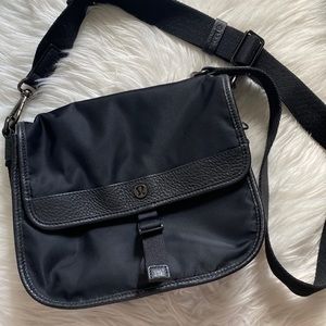 Lululemon crossbody bag